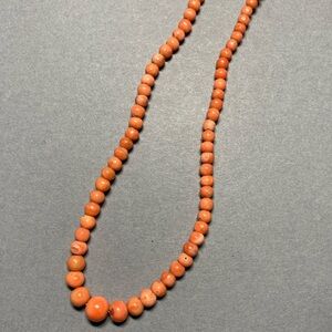 Vintage coral beaded necklace